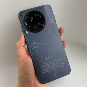 الهواتف , Phones Camon 30