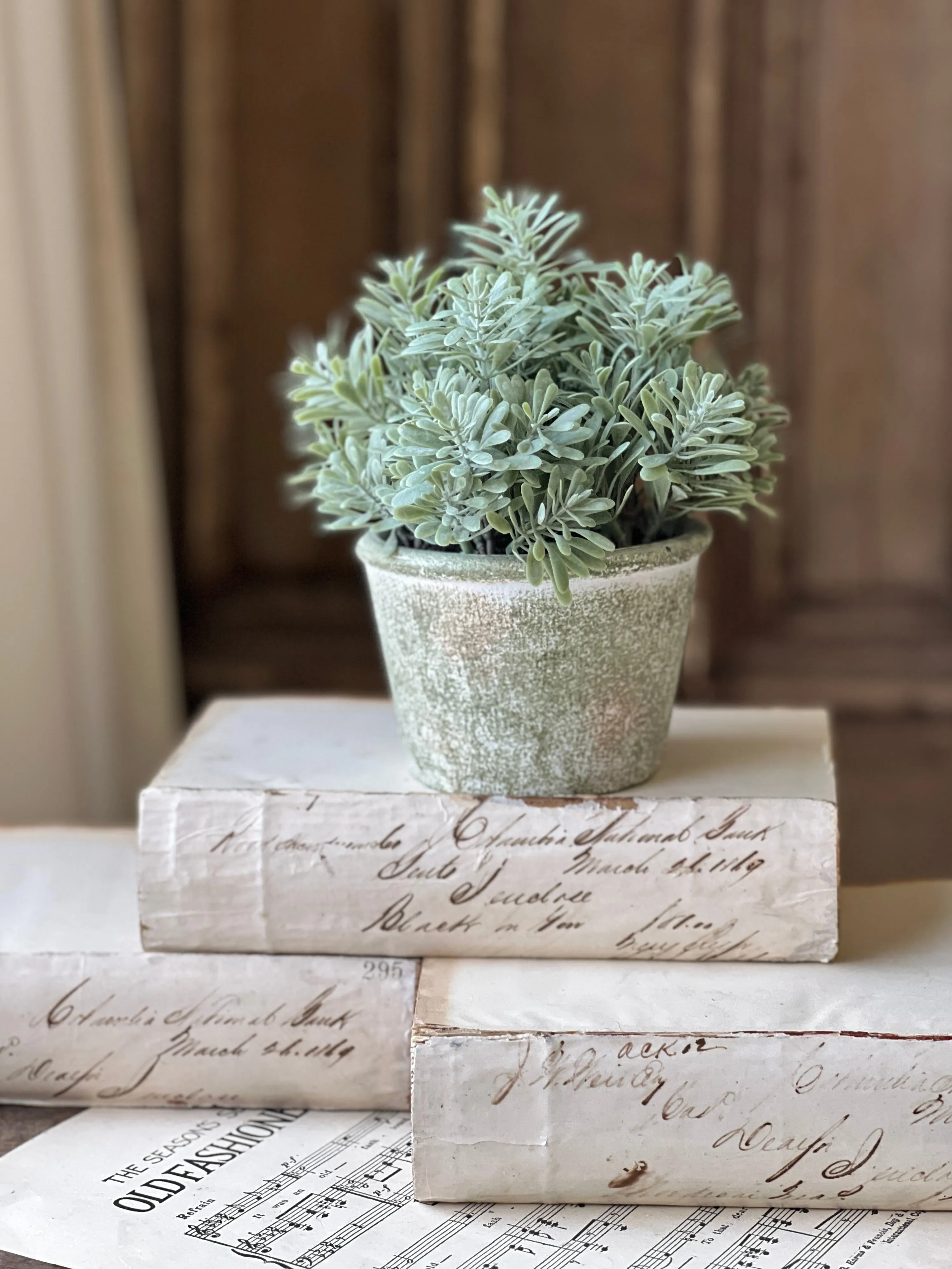 Belmont Pot | 8" | Purslane | NOT CURRENTLY IN STOCK-New For Spring 2025!