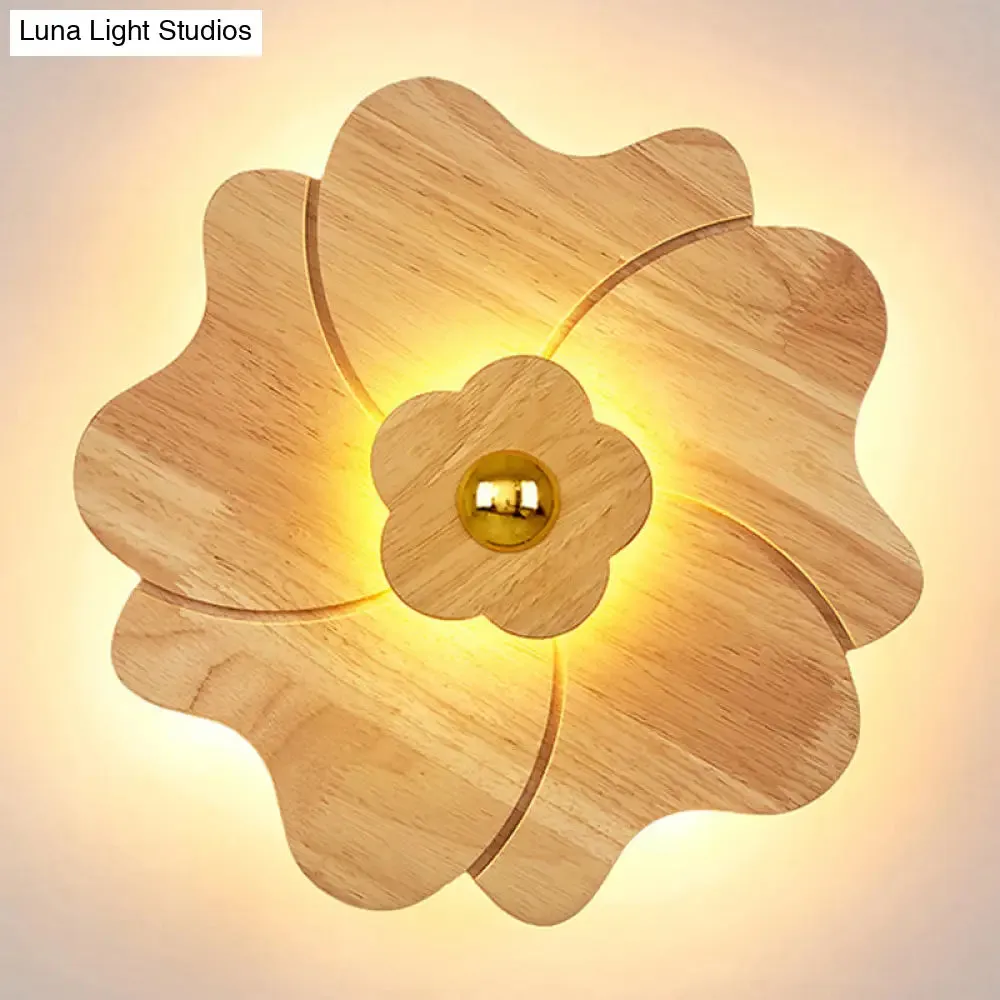 Chinese-Inspired Flower-Shaped Wooden Sconce: Decorative Wall Lighting for Bedroom/ Tearoom