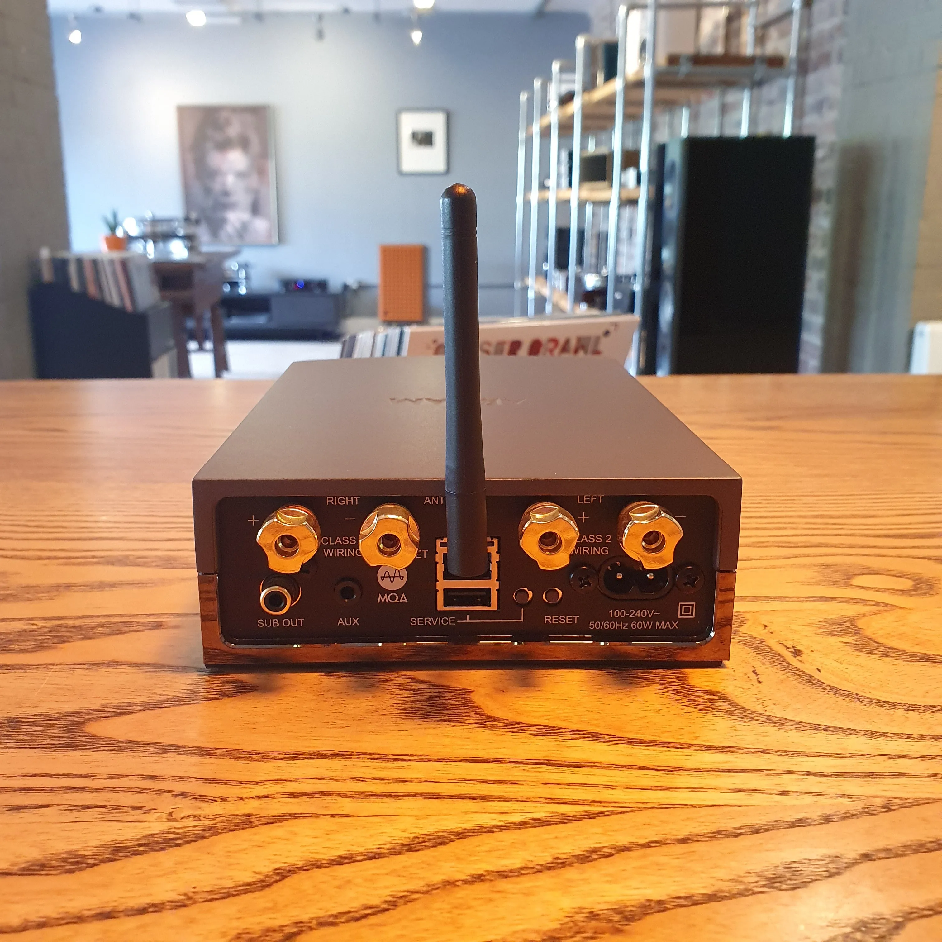 EX-DISPLAY - Arcam Solo Uno Streaming Amplifier