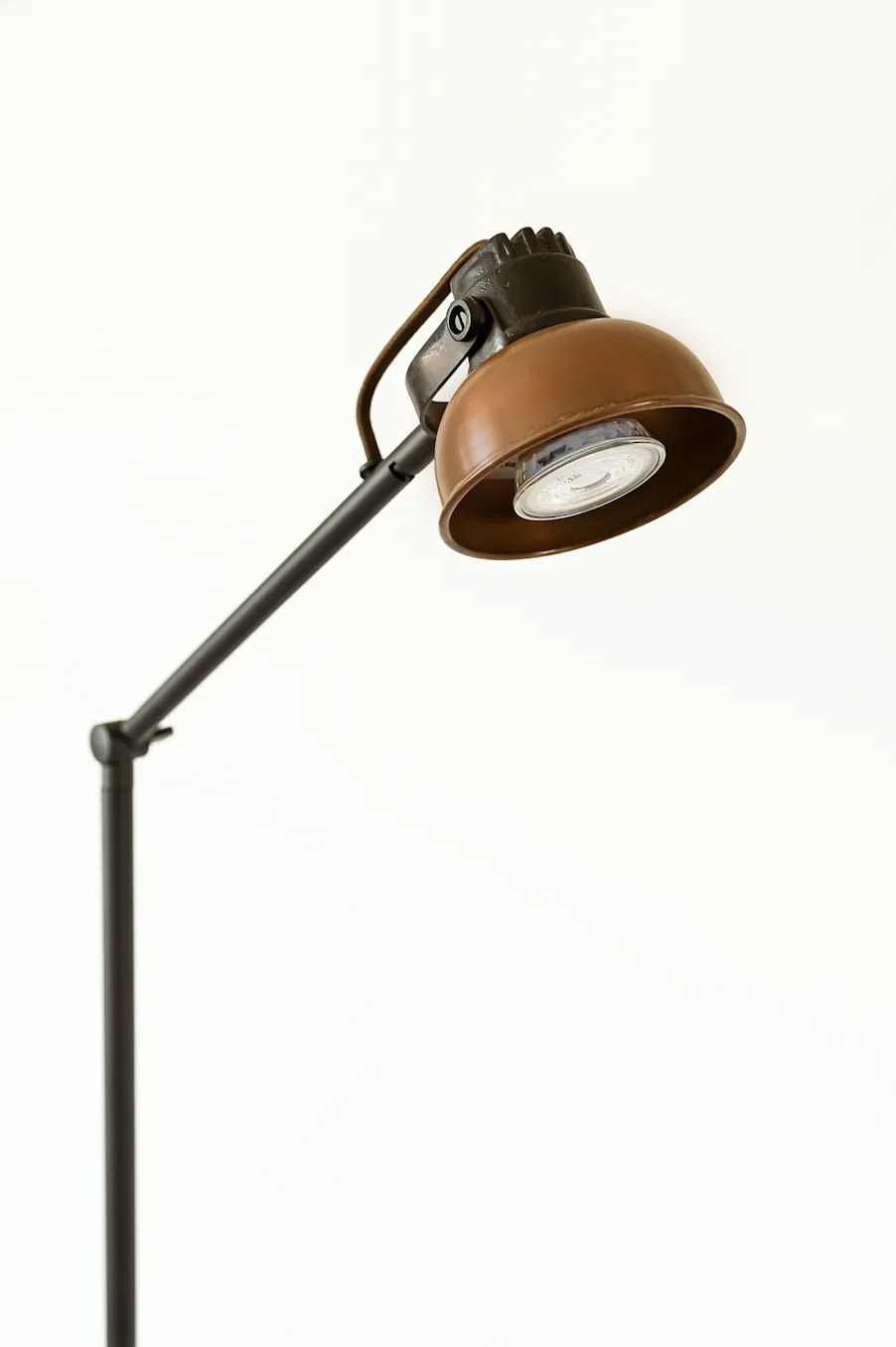 Mazz Floor Lamp With Copper Shade
