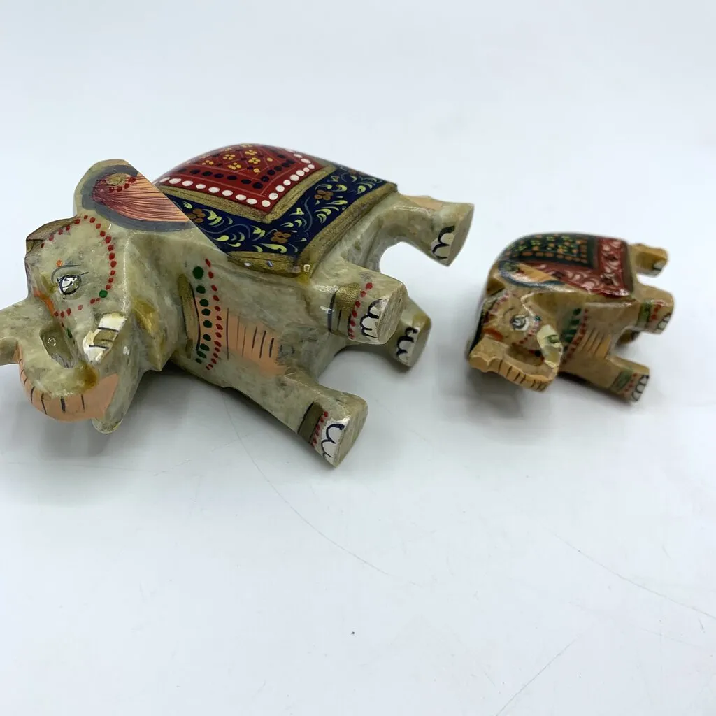 Pair of Ornately Carved Soapstone Elephants, Mother & Baby /hgo