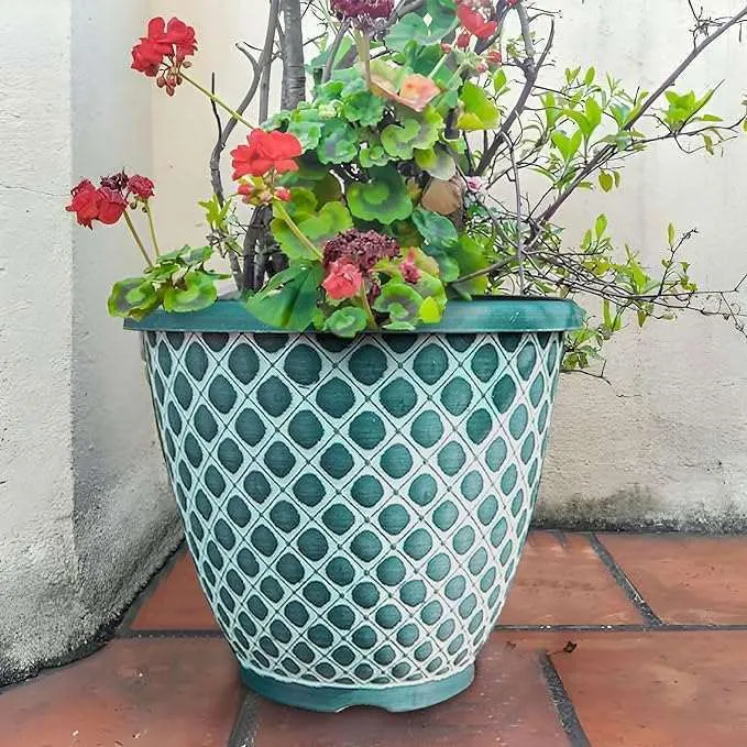SG Traders Bell Quilt Plant Pots (Pack of 2)