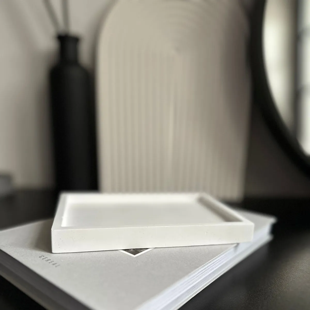 Stylish Rectangle Tray for Home Organization and Storage - Plates