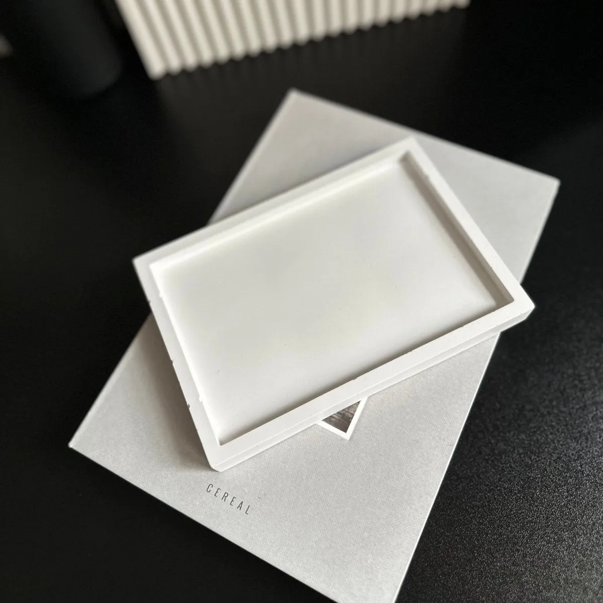 Stylish Rectangle Tray for Home Organization and Storage - Plates